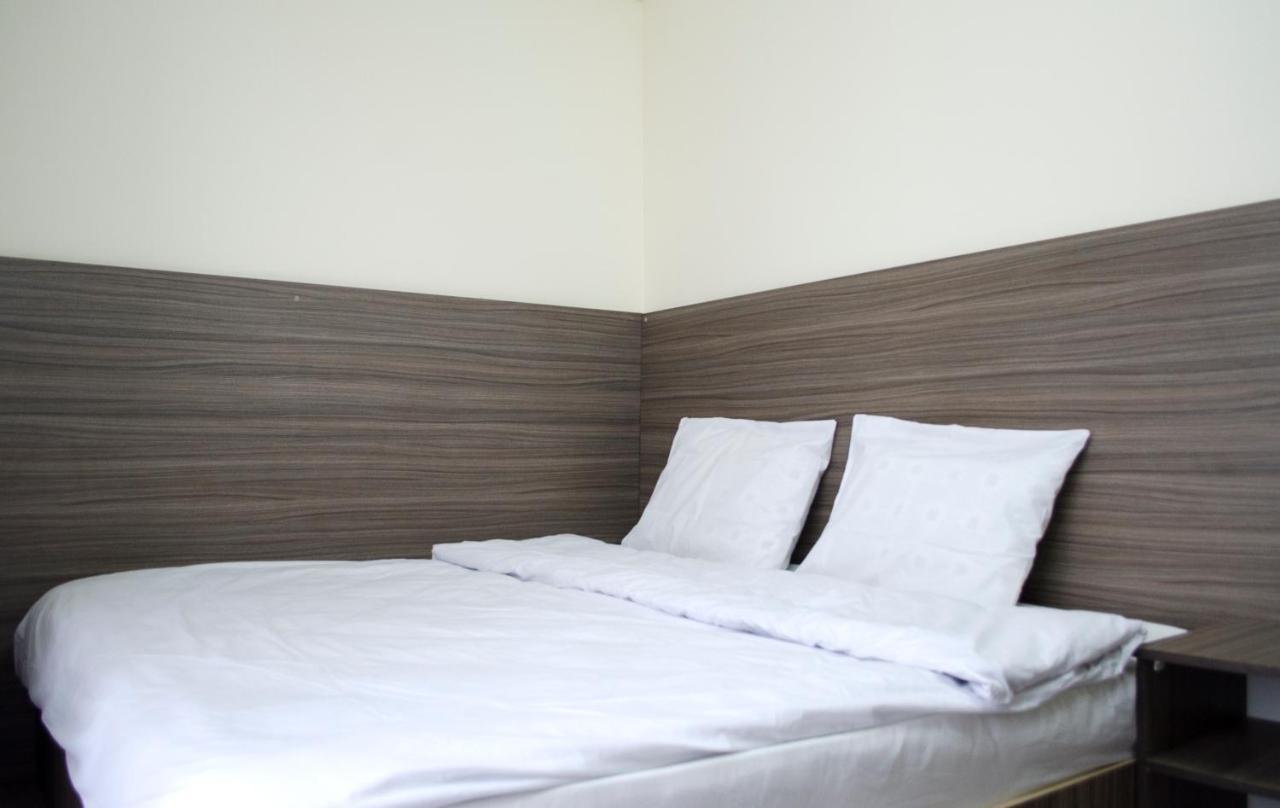 Hotel M9 Тбилиси Экстерьер фото